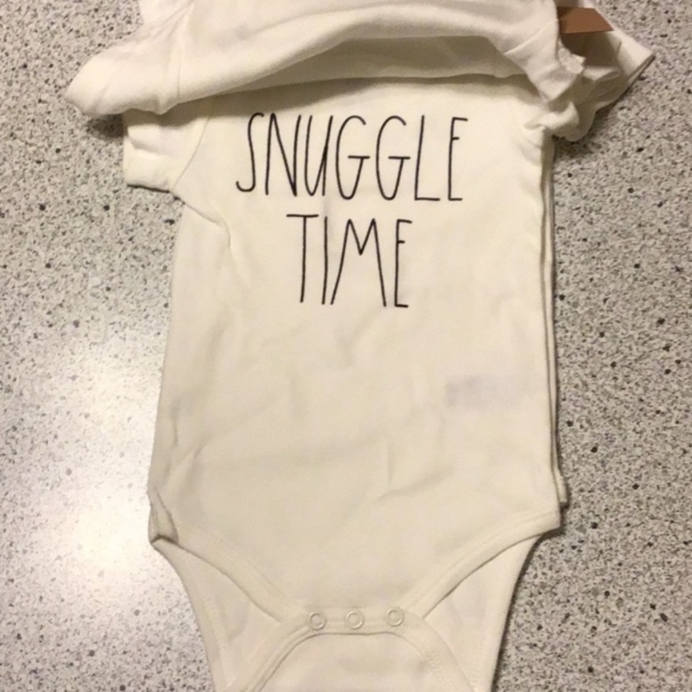1LEFT NEW Rae Dunn 3pc onesies hangry/snuggle/milk - Picture 3 of 8